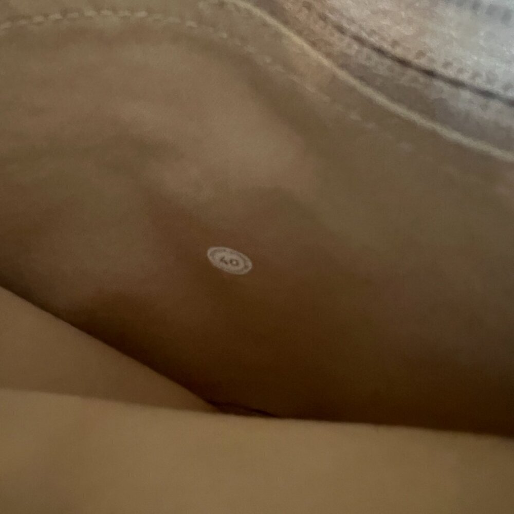 Lululemon Athletica Men's Pants Size 40 Color Tan - Picture 6 of 6